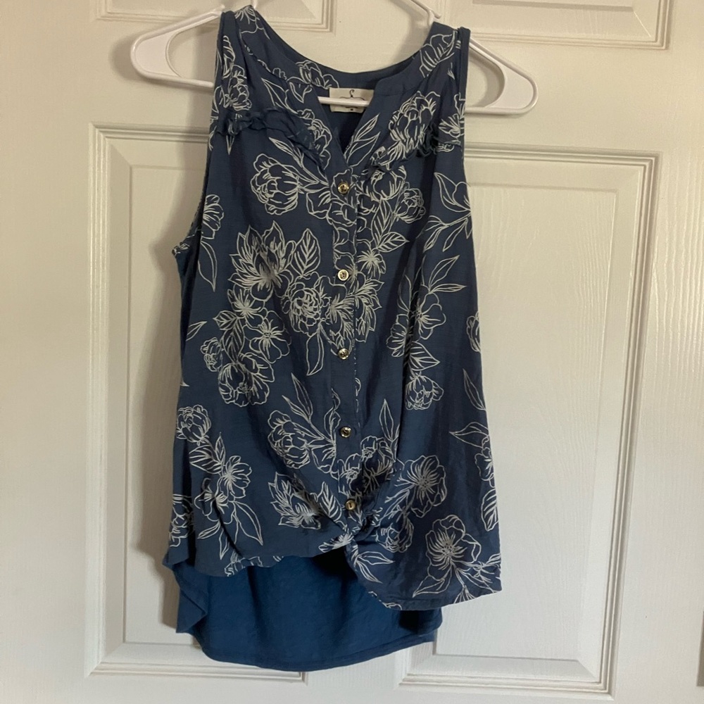 Ember sleeveless blouse